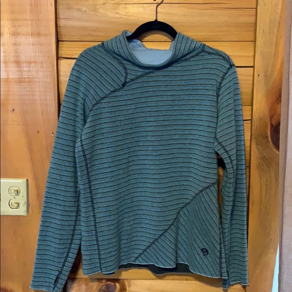 Women’s Mountain Hardwear Wool blend sweater Lg